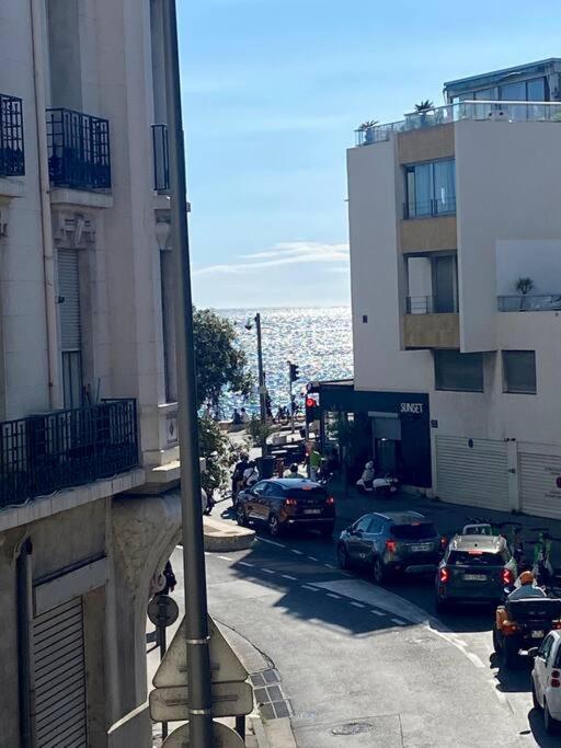 Joli Appartement Tres Proche De La Mer Marseille Bagian luar foto